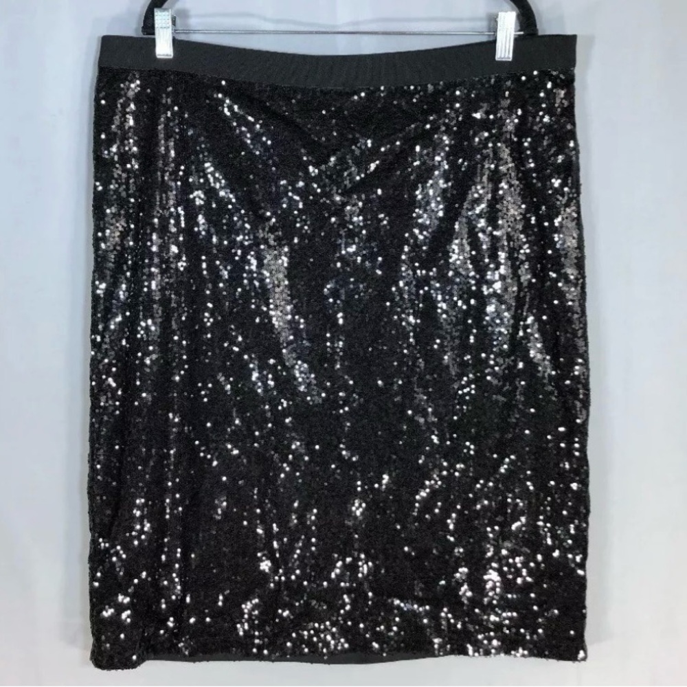 Isaac Mizrahi black sequin skirt XL. Pre owned but like new